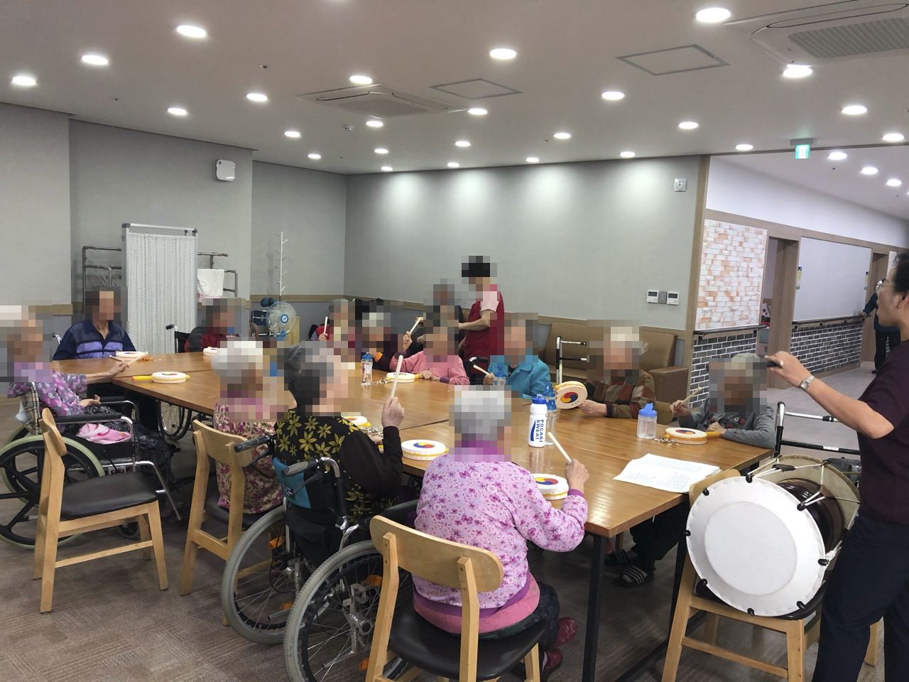 여가프로그램 - 음악치료